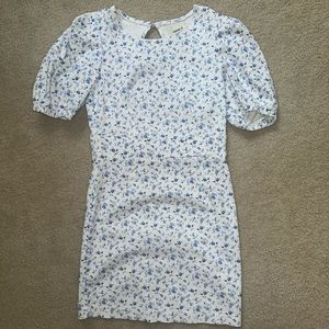 Dress super cute wore for senior pictures!